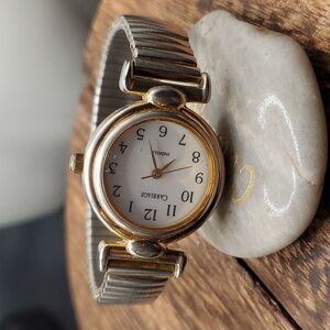 B2731 carriage indiglo watch vintage time piece needs batteries‎